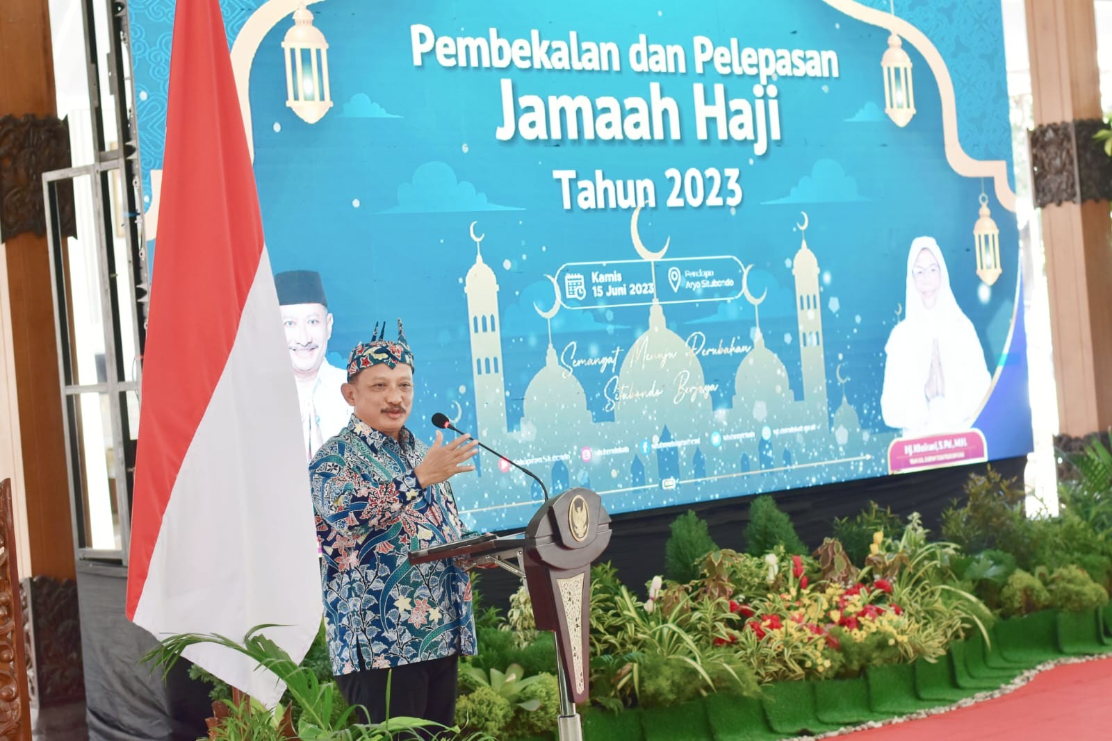 Hadiri Pembekalan dan Pelepasan Ratusan CJH, Bupati Situbondo : Lapor Saya Bila Tidak Dilayani dengan Baik
